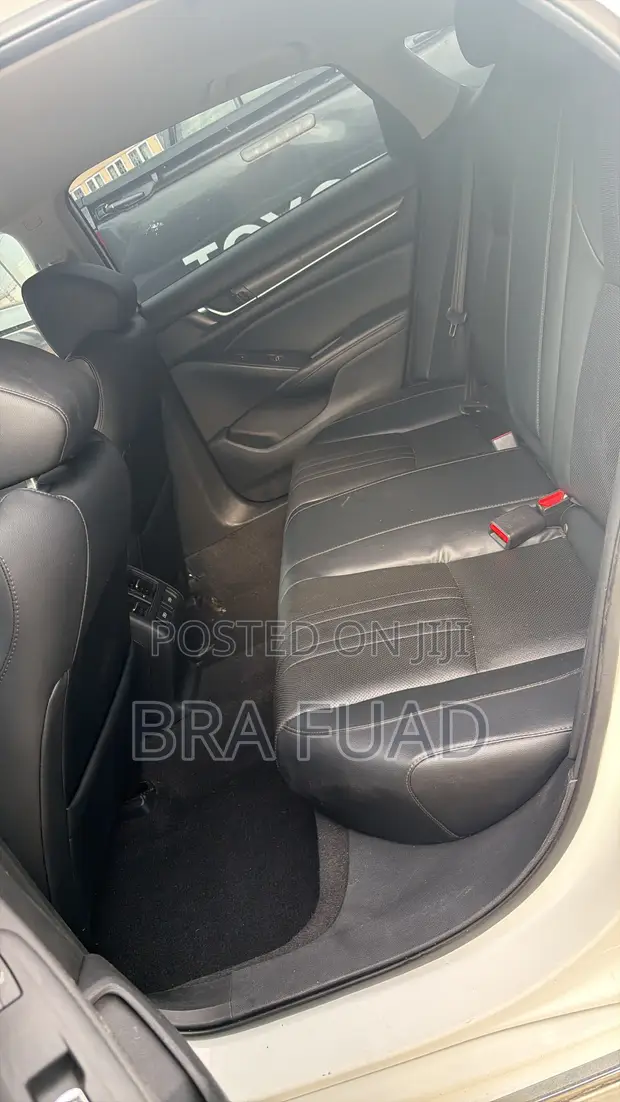 2018 Honda Accord EX-L White - 1