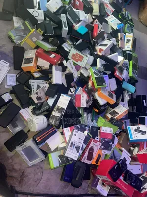 Brand New Power Banks - Bulk & Retail