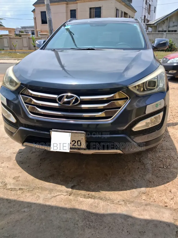 Hyundai Santa Fe 2015 Green - 1