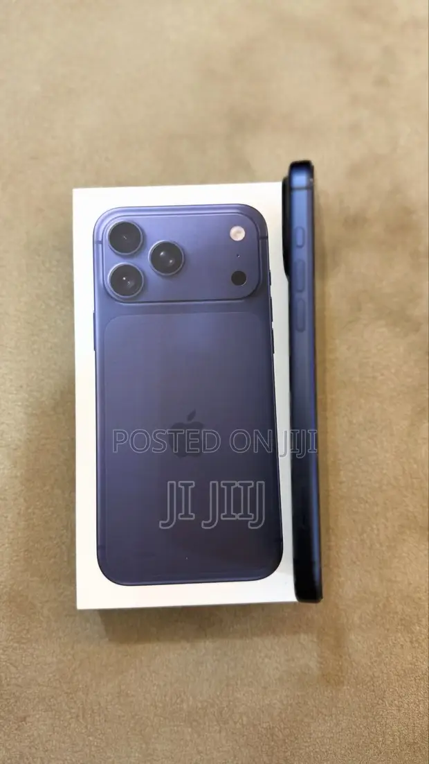 Apple iPhone 17 Pro Max 256GB Blue - 1