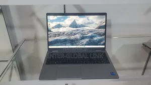 Dell Latitude 5520 Laptop - 11th Gen i7, 16GB RAM, 512GB SSD