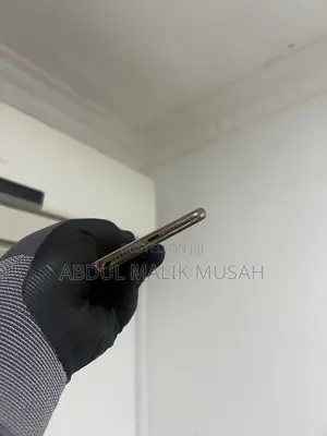 Apple iPhone XS Max 64GB Gold