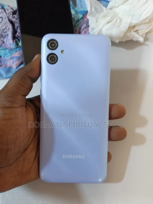 Samsung Galaxy A04e 32GB Blue - 1
