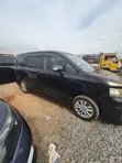 Toyota Voxy 2010 - 3