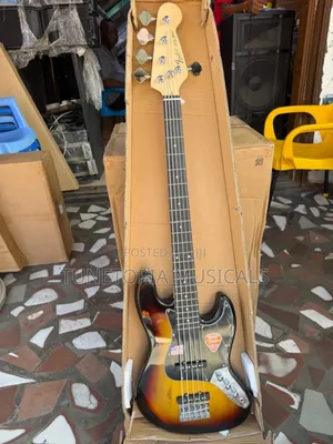 Fender Squier Affinity Series Jazz Bass V (5-String)