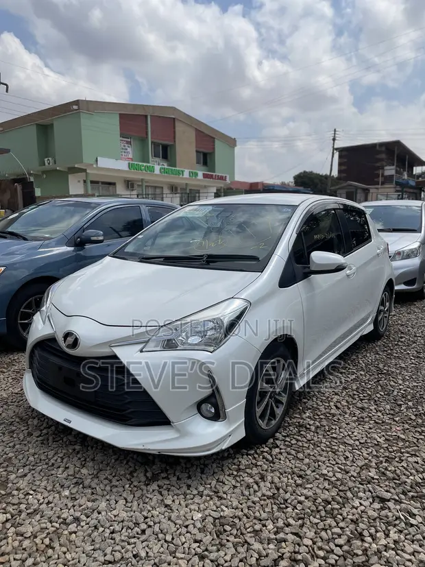 2017 Toyota Vitz 1.3 FWD 5dr Hatchback - 1