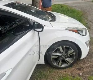 2016 Hyundai Elantra Limited Sedan FWD (1.8L)