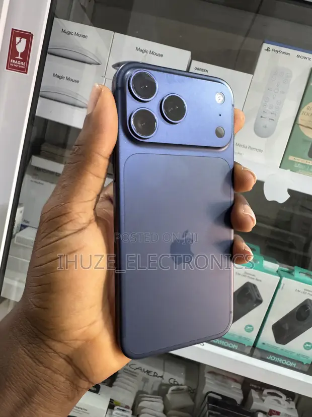 Apple iPhone 17 Pro Max 256GB Blue - 1