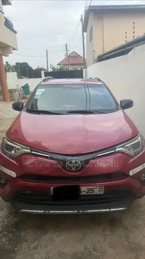 2016 Toyota RAV4 SE FWD (2.5L) SUV - Red