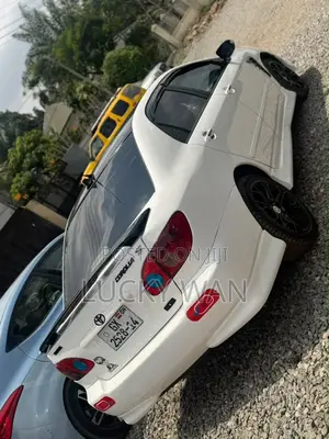 Toyota Corolla 2009 White