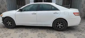 Toyota Camry LE 2010 White
