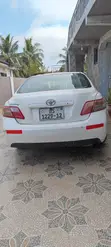 Toyota Camry LE 2010 White - 3