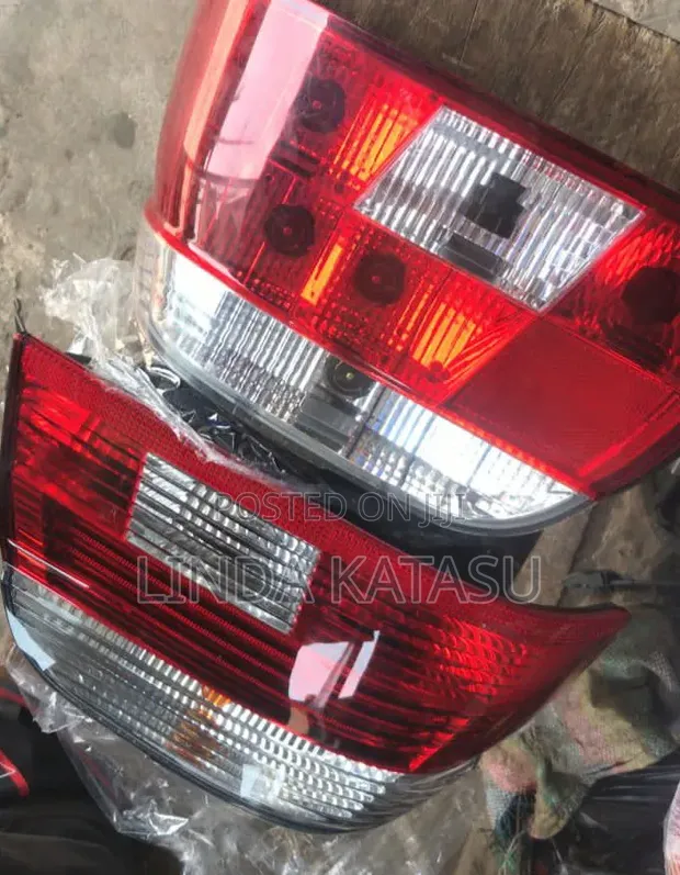 BMW E39 Tail Light - 1