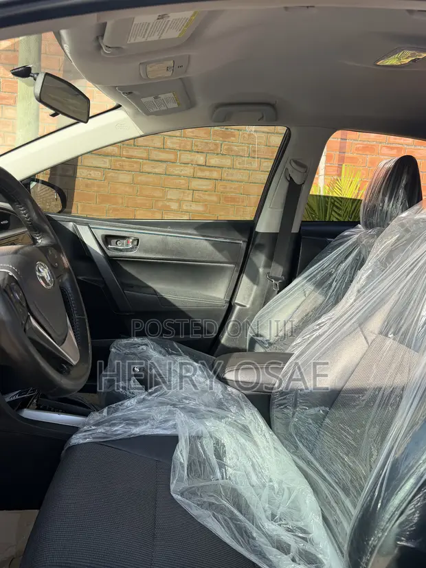 Toyota Corolla 2015 Blue - 1