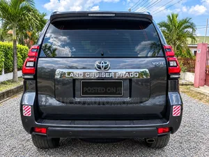 Toyota Land Cruiser Prado 2.7 VXR 2018 Black