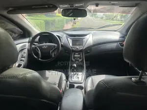 2013 Hyundai Elantra GLS Sedan FWD (1.8L)