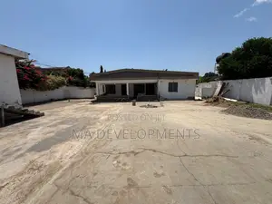 4 Bedroom House with Boys Quarters for Rent in Achimota
