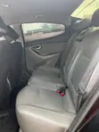 2015 Hyundai Elantra SE Sedan - 5