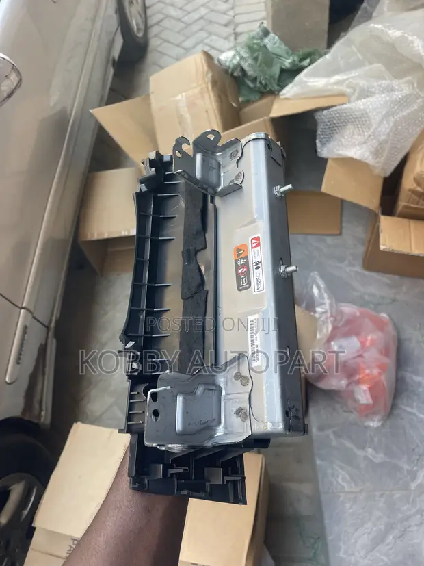 Honda Accord Knee Airbag (2023-2026) - 1
