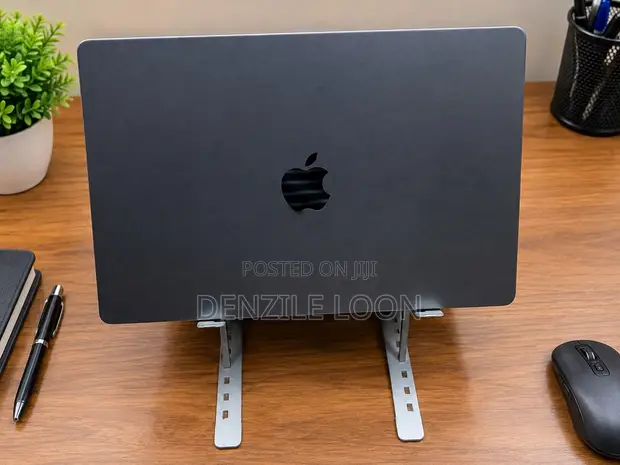 Apple MacBook Pro 2021 M1 Pro 16GB RAM 512GB SSD - 1