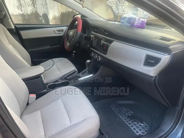 Toyota Corolla 2016 Blue - 1