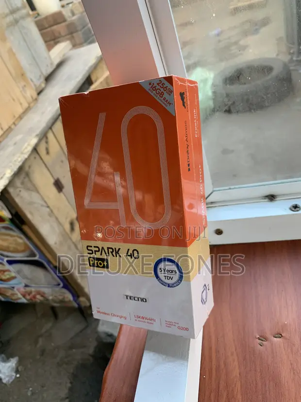 New Tecno Spark 40 Pro+ 256GB Blue - 1