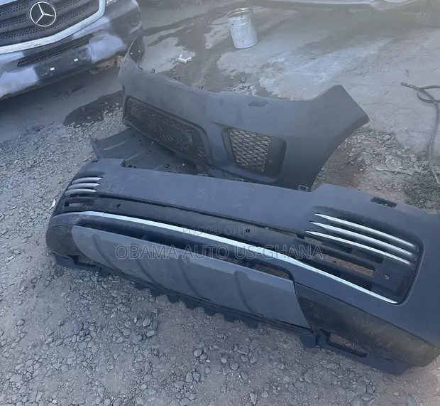 Range Rover Vogue L405 Front Bumper (2015-2022) - 1
