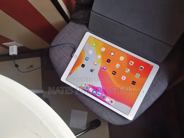 Apple iPad Pro 2 12.9" 64GB Silver (2017) - 1