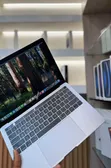 Apple MacBook Pro 2020 13.3" Core i5 16GB RAM 512GB SSD - 4