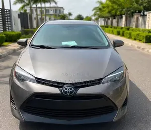 2018 Toyota Corolla LE Brown