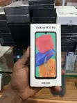 New Samsung Galaxy M33 5G 128GB Blue - 2