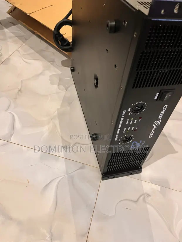 Crest Audio CA20 Bass Amplifier - 1