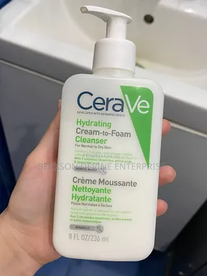 CeraVe Hydrating Cream-to-Foam Cleanser 236ml