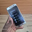 Samsung Galaxy S7 edge 32GB Silver - 2