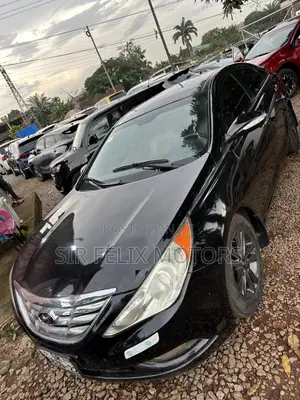 Hyundai Sonata Limited Sedan 2013 Black