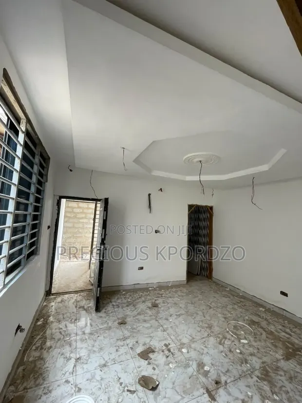 1 Bedroom Room & Parlour for Rent in Adenta New Legon - 1