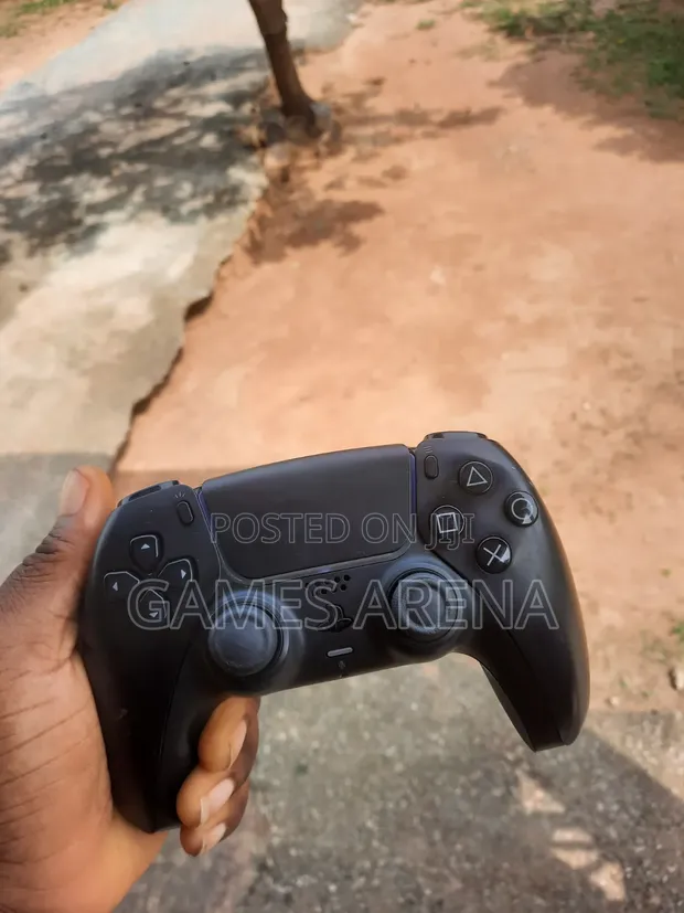 Original PS5 Controller - 1