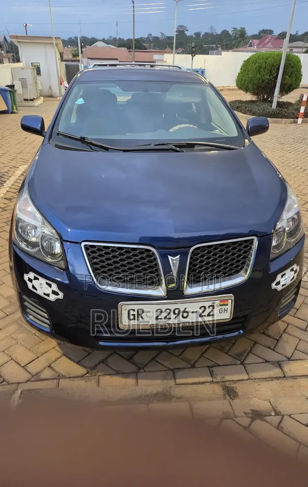 Pontiac Vibe 1.8L 2010 Blue - 1