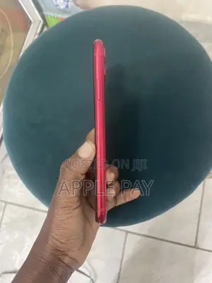 Apple iPhone 11 128GB Red