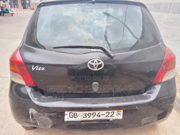 Toyota Vitz 2010 Black - 1