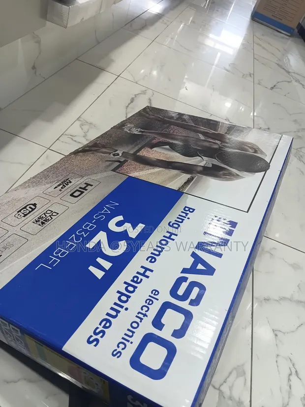 Nasco 32" Full HD LED TV - 1