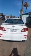 Toyota Corolla 2010 White - 2