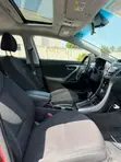 2016 Hyundai Elantra SE Sedan FWD 1.8L Red - 4