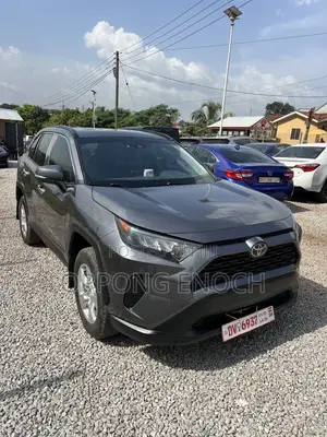Toyota RAV4 2022 Gray