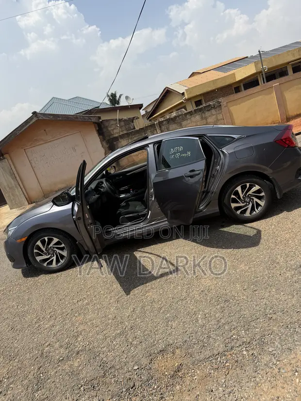 Honda Civic EX Sedan 2018 Gray - 1