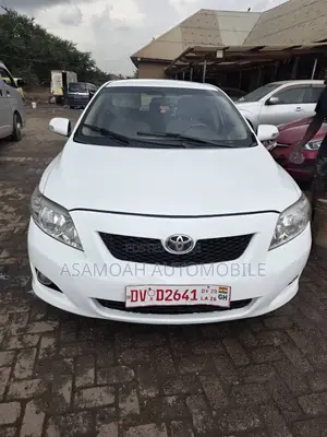 2010 Toyota Corolla LE Sedan