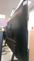 Samsung QLED Smart TV - 2