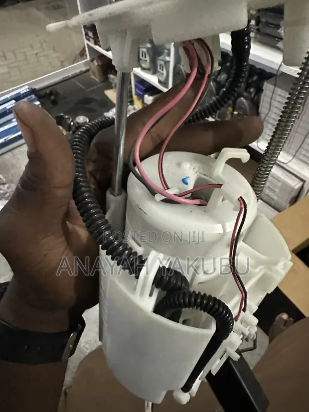 2016-21 Honda Civic Complete Fuel Pump - 1