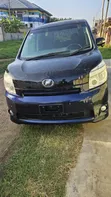 Toyota Voxy 2014 Black - 2