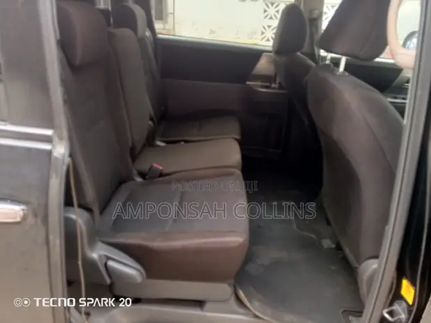 Toyota Voxy 2013 Black - 1